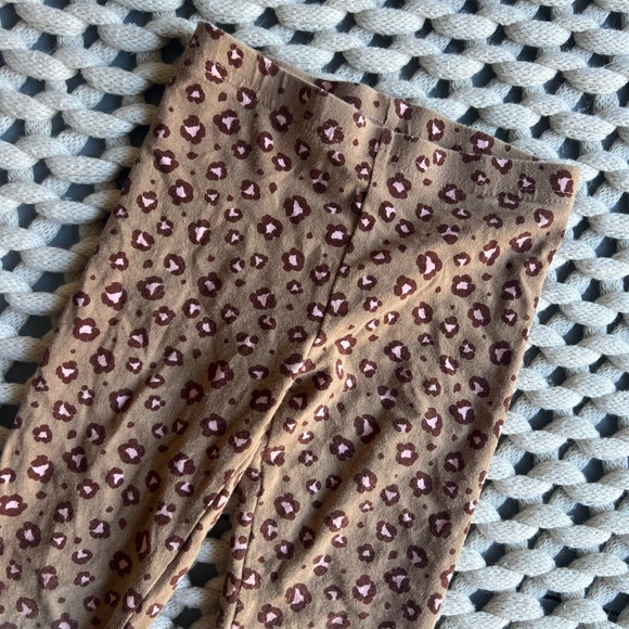 NWOT Carters 5T Leopard Print Leggings - Picture 2 of 3